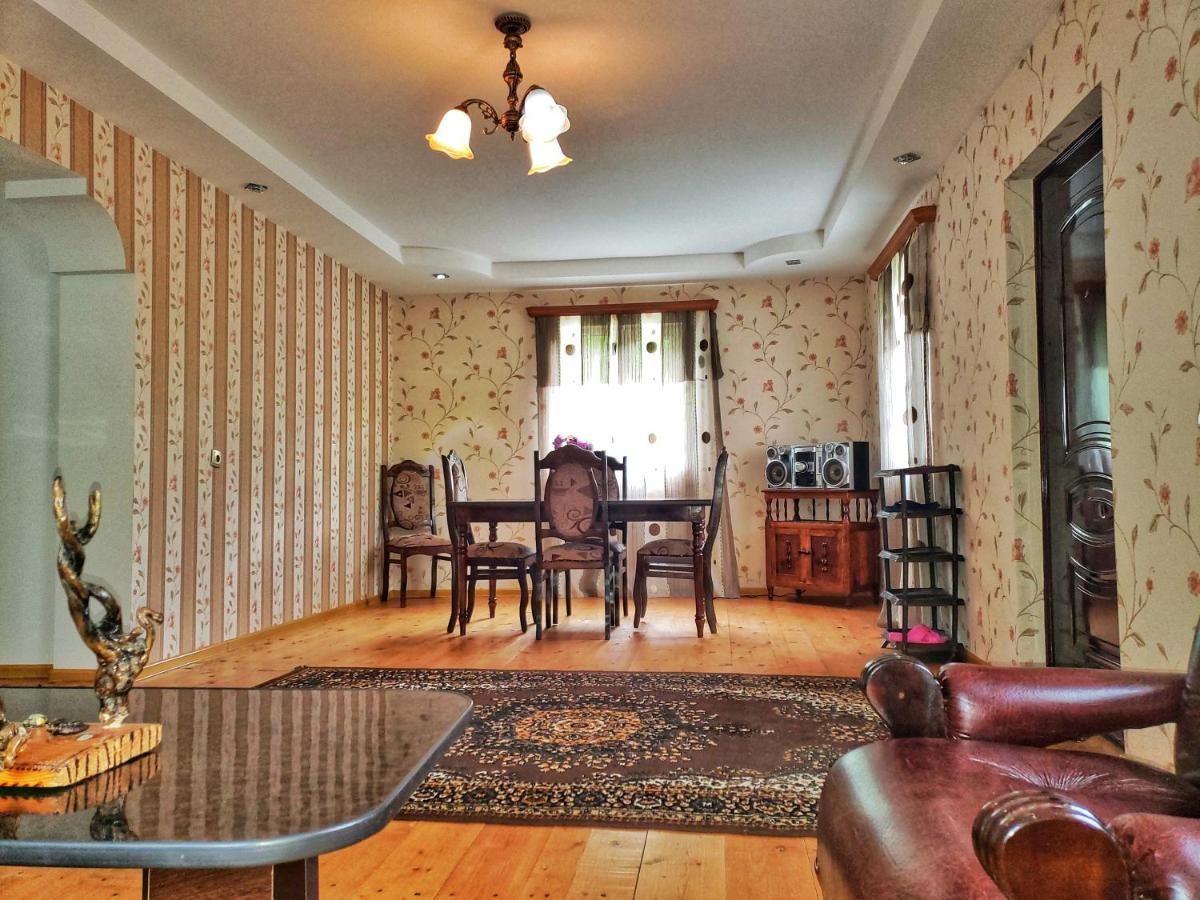 Guest House Data Ushguli Εξωτερικό φωτογραφία